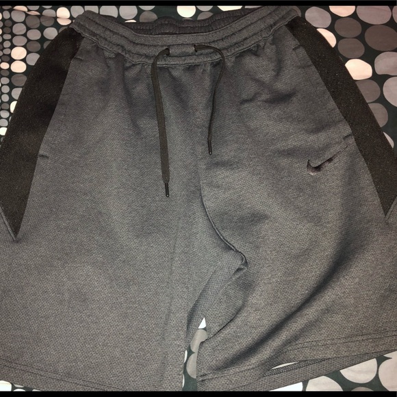 nike spotlight basketball shorts